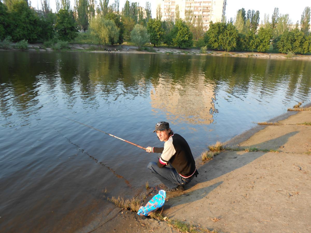 Apartment On Rusanivska Naberezhnaya 22 Kijev Kültér fotó